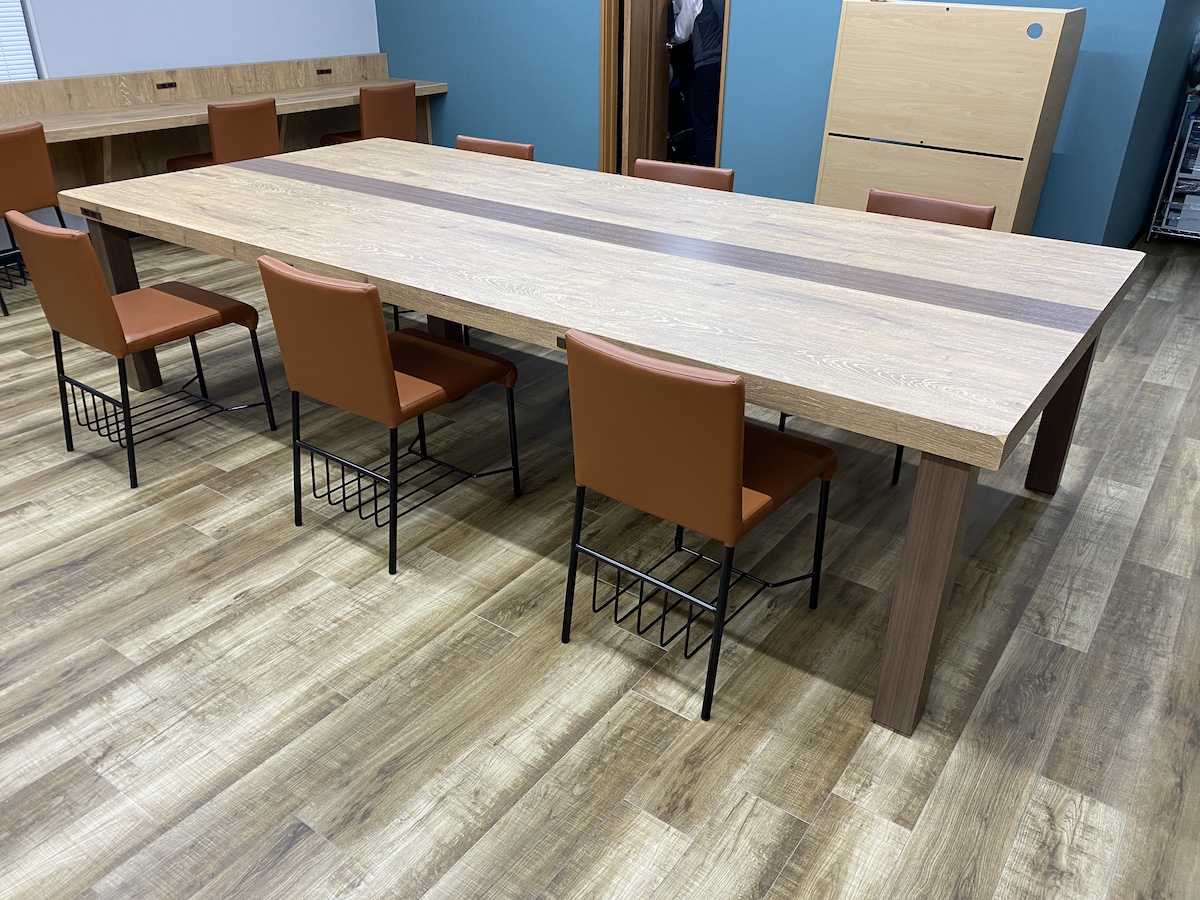3m×1.4mの大きなテーブル家具制作例3